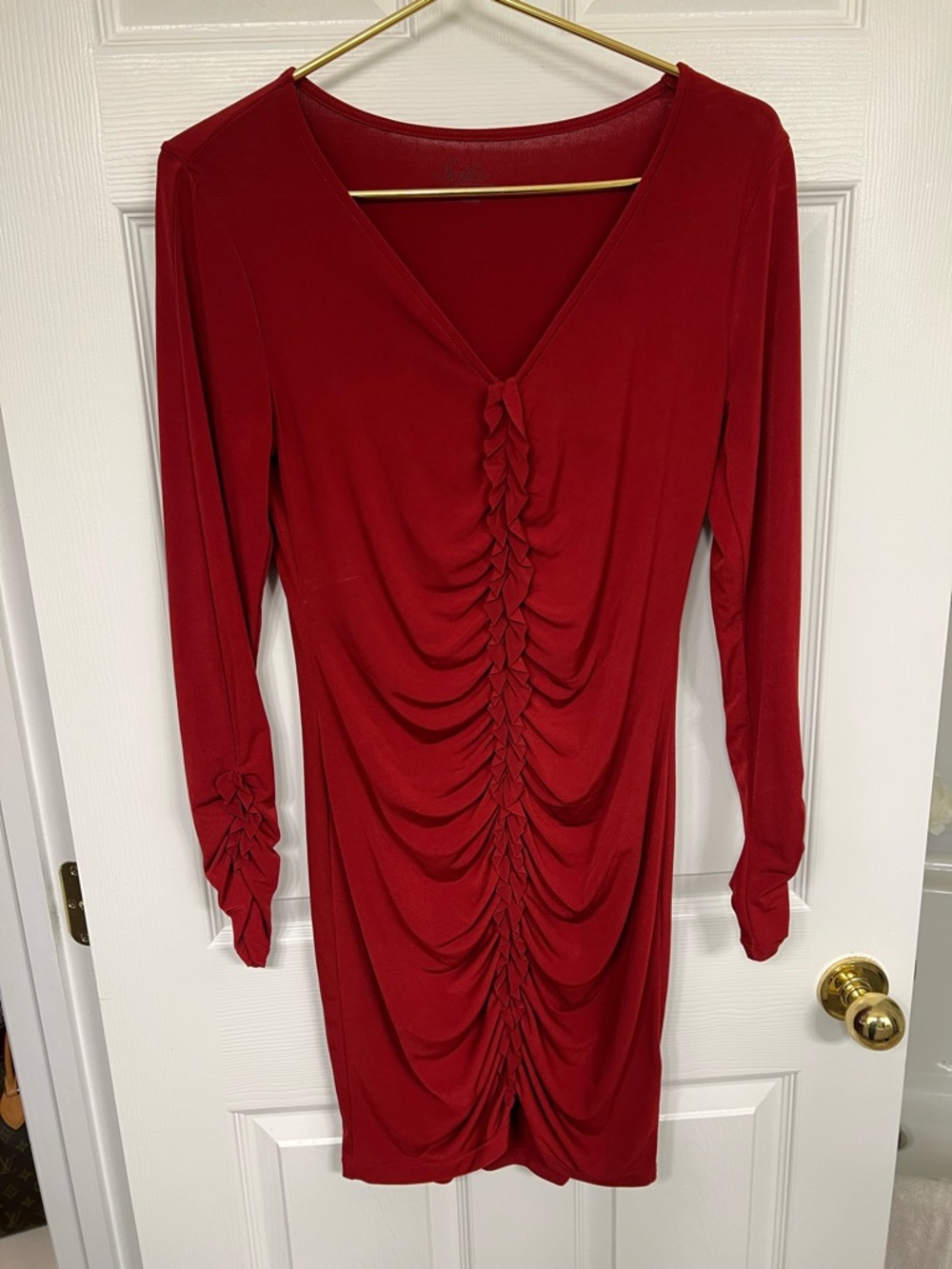sofia by sofia vergara Red Ruched Long Sleeve V-Neck Dress